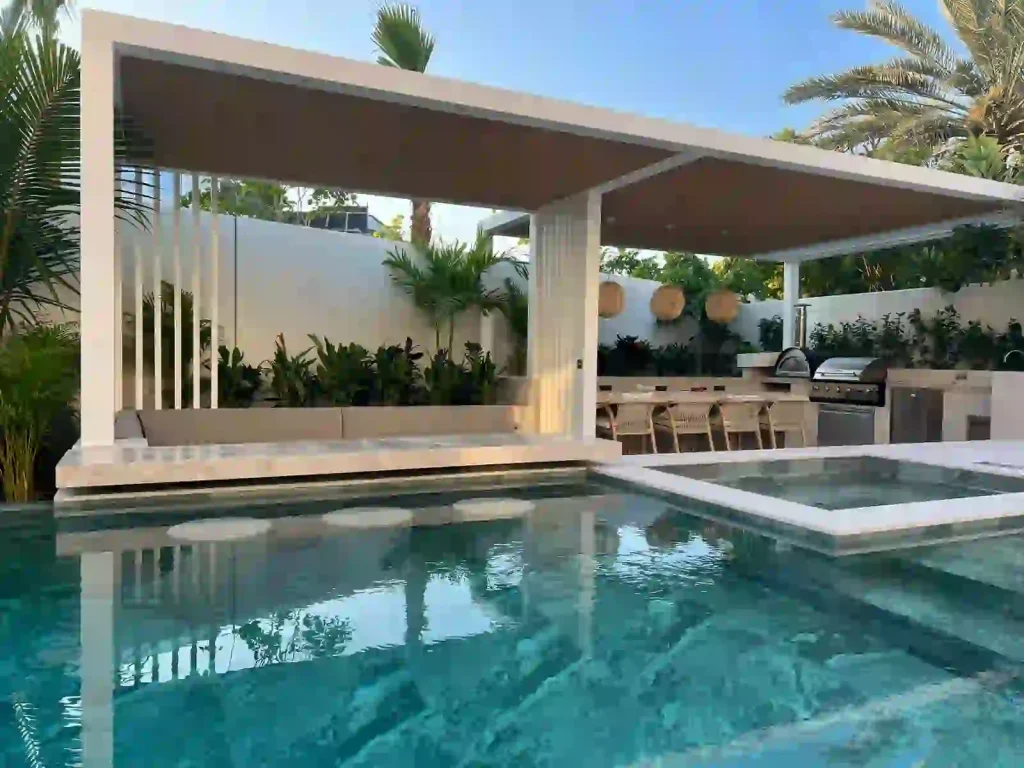 Custom swimming pool construction in Dubai villa